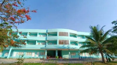 Maxivic Beach Resort