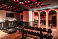 Radisson Red Madrid - Gym