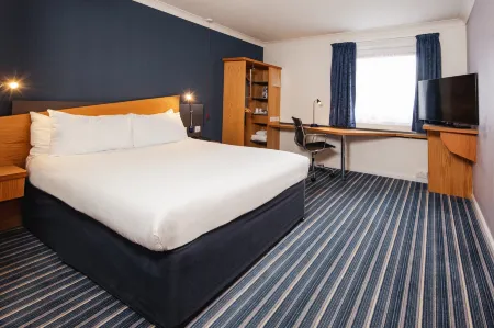 Holiday Inn Express Southampton - West