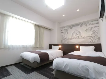 Hotel Sunny Inn Отели рядом со станцией JR Kan'onji station