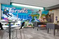 Tru by Hilton Toronto Airport West - Airport Shuttle