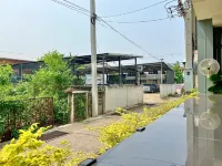 The Gun Hotel Premium Hotels in Amphoe Mueang Surin