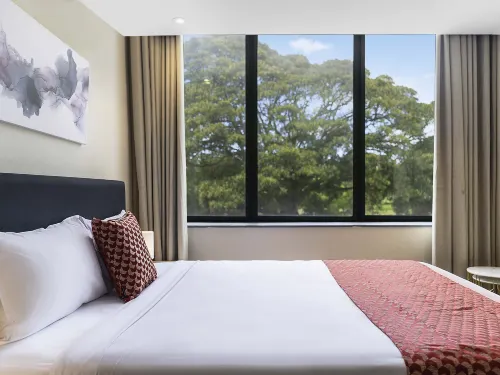 BreakFree on Broadway Sydney