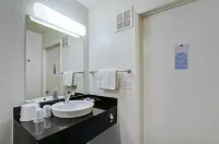 Motel 6 Green Bay, WI - Pet friendly