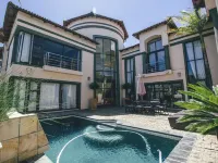 Castellon Boutique Hotel Hotels near Paddocks shopping Centre