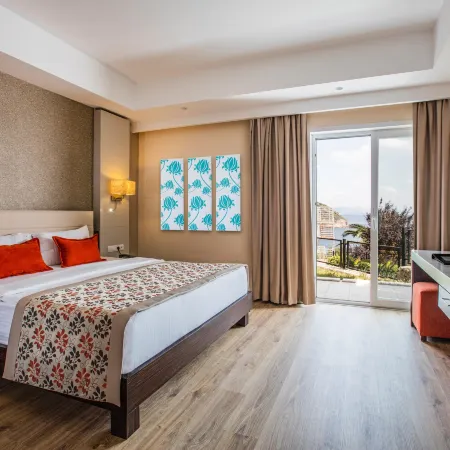 Aria Claros Beach & Spa Resort – All Inclusive 24H