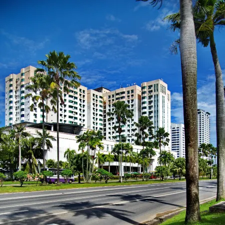 Likas Square - KK Apartment Suite Отели рядом с достопримечательностью «Сталион Ликас»