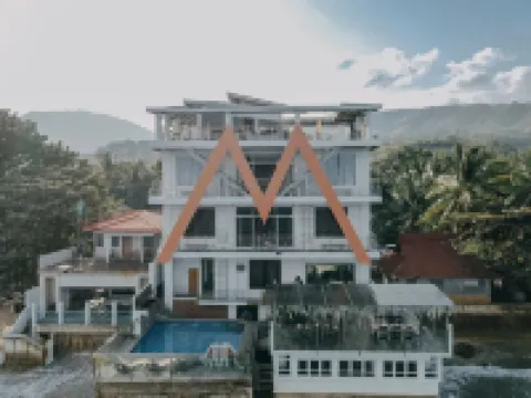 マーク・ヴァネリオスロブ オスロブのホテル