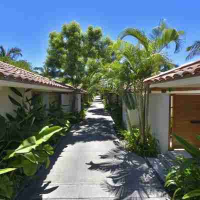 ジ・ウザテラス ビーチクラブヴィラズ（The Uza Terrace Beach Club Villas） Hotel Exterior