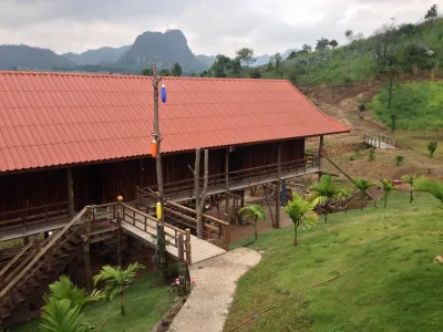 Maan Mek Talay Mok Resort