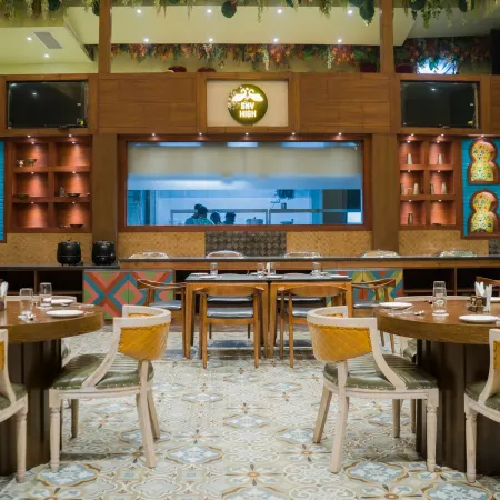Hotel Clarks Inn Suites Kangra