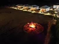 자와이 엠파이어 리조트 리바 스테이스 & 트레일스 주변 호텔