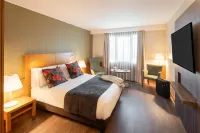 Mercure Porto Gaia Hotel Hotels in Canidelo