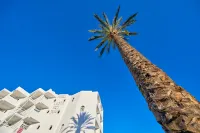 Gavimar Cala Gran Hotel and Apartments Hotels in Кала-д’Ор