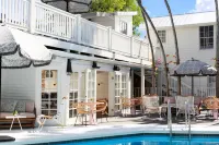 Lighthouse Hotel - Key West Historic Inns - ที่มีสระว่ายน้ำ