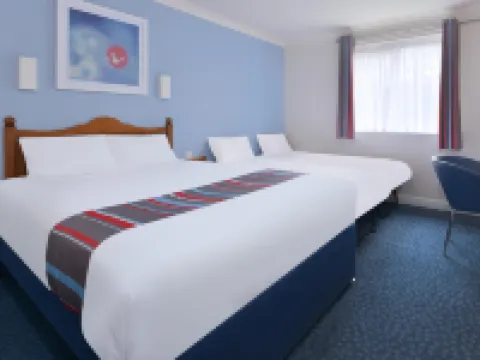 Travelodge Cardiff Airport Hotels in Barry