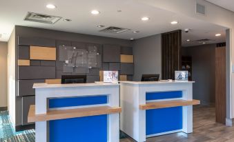 Holiday Inn Express & Suites Gainesville - Lake Lanier Area