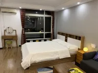 Congciweinizui Apartment (Qingdao Middle Road No.1)