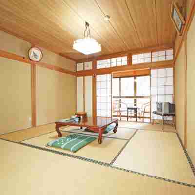 創作懐石料理とお部屋食の宿 高烏谷鉱泉 Rooms