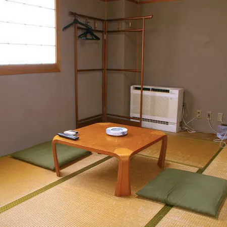 Tomiyamakan