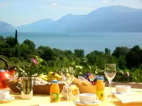 Castello Belvedere Apartments Hotels in Lonato del Garda