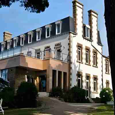 Hôtel les Costans, the Originals Relais (Relais du Silence) Hotel Exterior