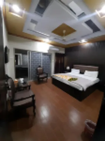 Hotel Laxen Inn Multan