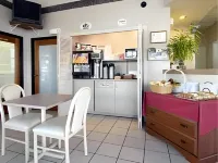 Super 8 by Wyndham Riviera Beach West Palm Beach Hotels in Riviera Beach