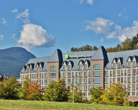 Holiday Inn & Suites NORTH VANCOUVER by IHG Hotels in North Vancouver