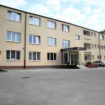 Scsk Brzeźno Hotel Exterior