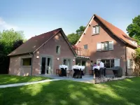 Guesthouse de Casteleer Hotels in Grobbendonk