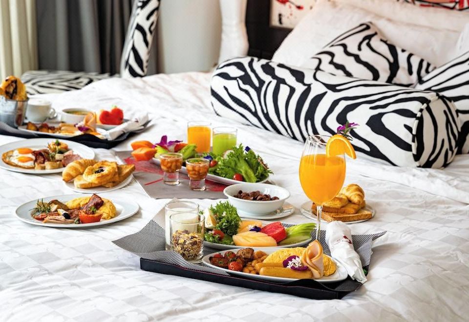 호텔 클로버 아속 조식 플레이트