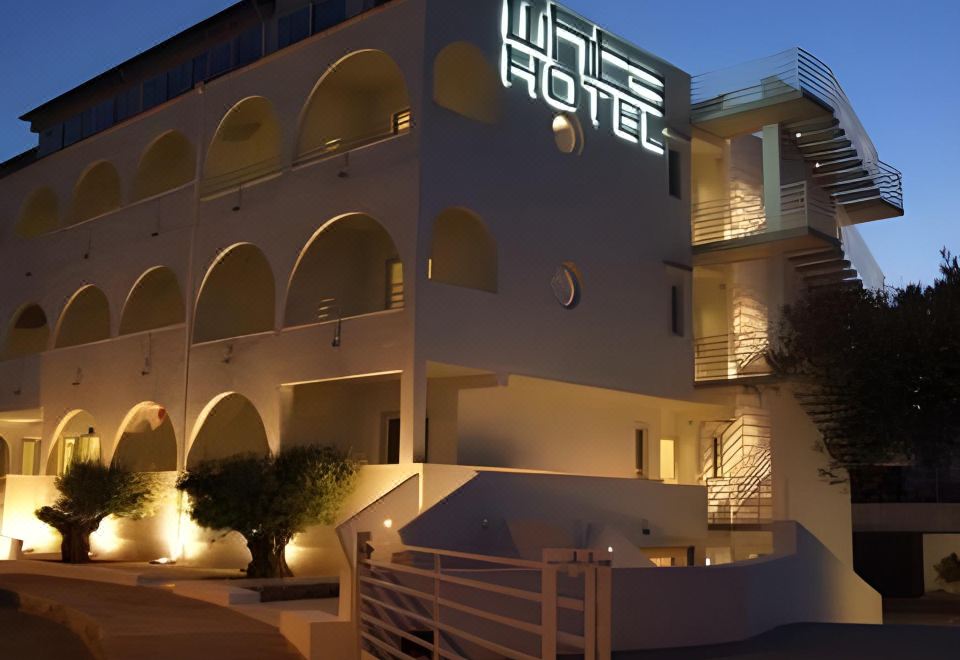Hotel White Hotel, Exterior, Hotel Exterior