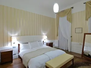Erzsebet Nagy Szalloda