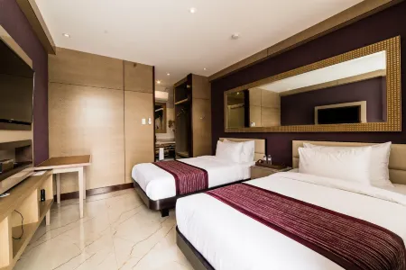 Gwandalan House Отели рядом с достопримечательностью «Iglesia Ni Cristo»