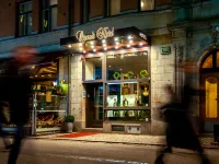 Queen's Hotel by First Hotels Hotels near Hötorget