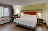 Candlewood Suites 列剋星敦