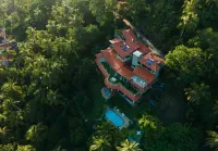 The Albatross, Kandy