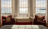 Drakes Hotel