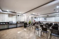 Hotel Pouso Alegre Hotels in Каріасіка