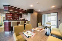 Hotel Beau Rivage Hotels in Mont-Dol
