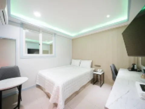 Uljin Ace Hotels in Uljin-gun