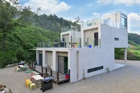 Gwangju Toechon Secret Garden Отели в г. Кванджу