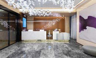 Lavande Hotel (Zhengzhou Economic and Technological Development Zone Central Square Subway Station)