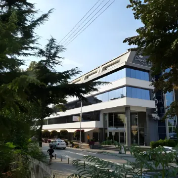 Queen's Hotel - Zebra Centre