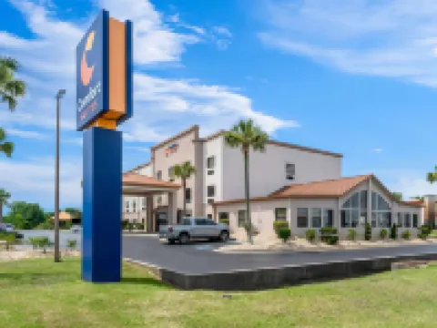 Comfort Suites Near Robins Air Force Base Hotels in Warner Robins