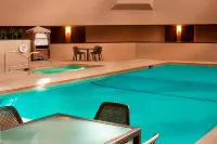 Sheraton Minneapolis West Hotel - Pools
