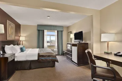 Wingate by Wyndham Pueblo Hotels in 