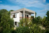 The Riverhouse Hotel di Coron