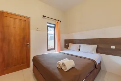 Hotel Pondok Dewi Hotel dekat Taman Anggur Kukulu O&i Farm Subang